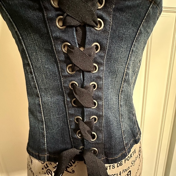 Harley Davidson Corset - Picture 4 of 6